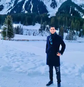 Pratik Gauri | India CEO At 5th Element Group | Social Entrepreneur | Investor | Public Speaker | Writer