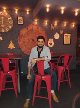 Interview With Paras Khanna | Founder And CEO At Dezign2build