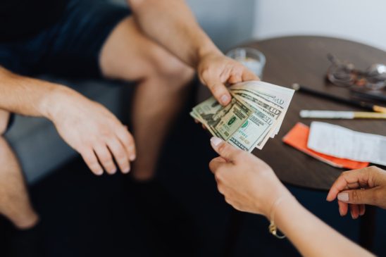 Welcoming Online Money Transfers As An Alternative To Obsolete Banking