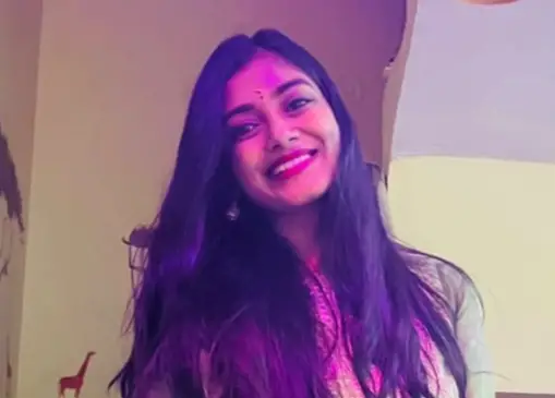 Esha Kanojiya