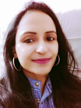  Anushka Nainiwal