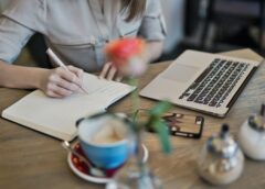 Writing a Research Paper: A Comprehensive Guide for Beginners