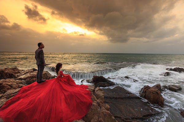 Poetic red dress captions quotes