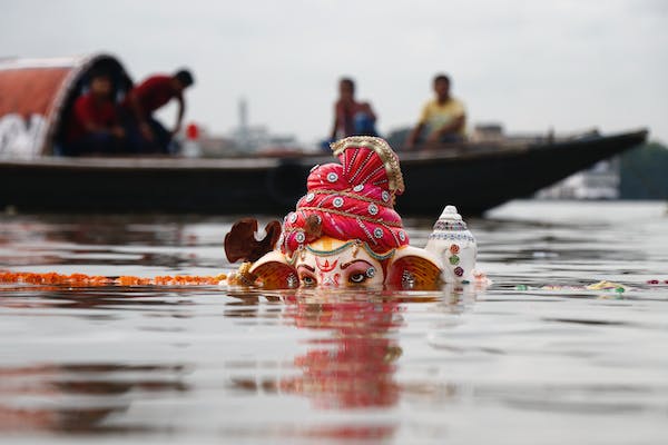 Ganesh Visarjan Quotes Status Hindi 